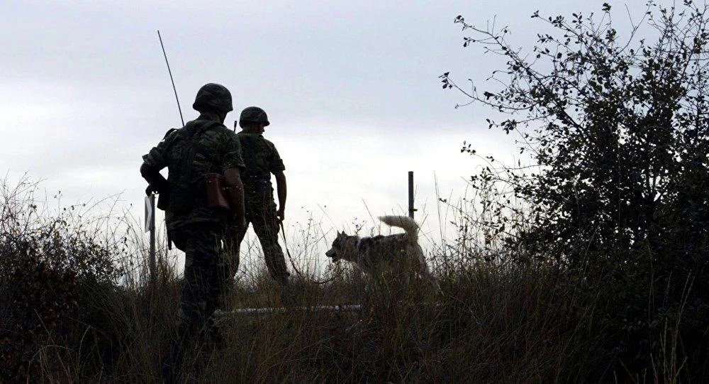 Περίεργο περιστατικό στον Έβρο: Σύλληψη ενός Έλληνα στρατιωτικού κι ενός Άγγλου – Φωτογράφιζαν την περιοχή